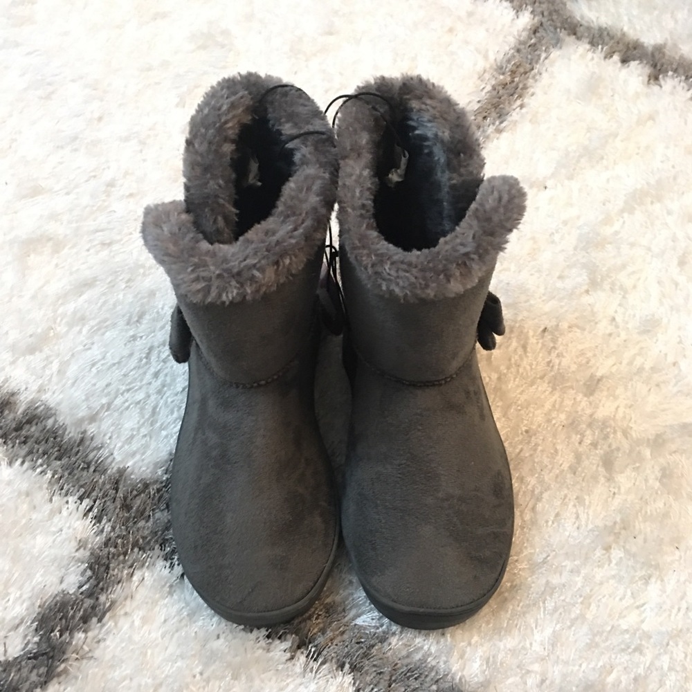 ✨NWT✨ Kids Boots